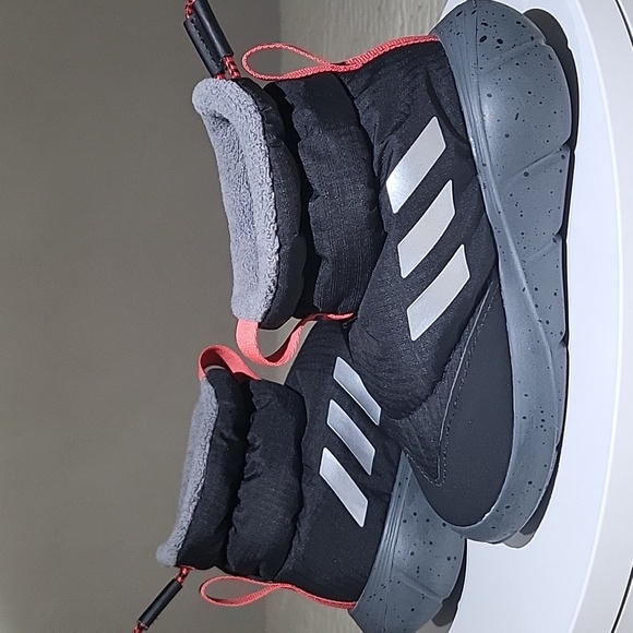adidas Other - Adidas Mono Fit Gray Fleece Shoe/Boots Unisex Kids Size 6.5